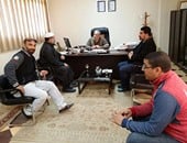 بالصور.. نائب دائرة العامرية يتفقد شركة النصر للملاحة لحل أزمة توقف الإنتاج