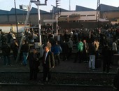 "صحافة المواطن": تأخر القطارات فى محطة رمسيس يثير غصب المسافرين