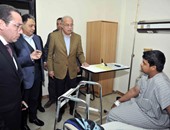 رئيس الوزراء يفتتح وحدة المفاصل بمستشفى دار الشفا ويجتمع مع مسئوليها