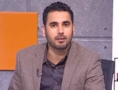 بالفيديو.. خالد تليمة: "المذيع المخبر زعلان علشان أم خالد سعيد تضامنت مع أم رجينى"