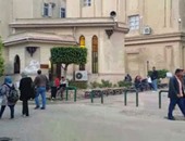 بالفيديو .. رغم قرار رئيس الجامعة بغلقها .. زوايا الصلاة بجامعة القاهرة مازالت تعمل
