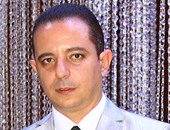 صحفى يتهم محافظ كفر الشيخ بسبه وقذفه عبر "واتس آب"