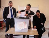 توافد الناخبين على لجان دائرة الرمل بالإسكندرية للتصويت فى انتخابات البرلمان