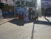 بالصور.. توجيه الناخبين أمام اللجان بدائرة الرمل بالإسكندرية