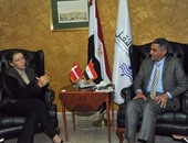 وزير النقل يلتقى سفيرة الدنمارك بالقاهرة لبحث فرص الاستثمار في الموانئ