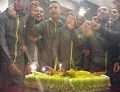 لاعبو الاتحاد يحتفلون بعيد ميلاد "سيزار"