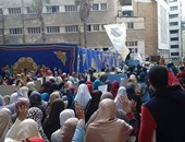 بالصور ..اشتباكات بين الأمن الإدارى وطلاب الإخوان المتظاهرين بجامعة الإسكندرية 