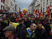 ملثمون يعتدون على مسيرة معارضة لمشروع قانون العمل فى باريس