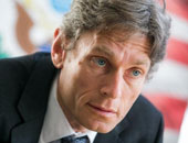 حلفاء واشنطن يتساقطون.. ألمانيا تطرد ممثل الاستخبارات الأمريكية فى برلين لتورطه فى قضية تجسس.. والبحرين تطرد مساعد وزير الخارجية الأمريكى للشئون الديمقراطية وتعتبره شخصا غير مرغوب فيه