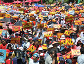 الآلاف يحتجون على القواعد الأمريكية فى أوكيناوا بعد مقتل امرأة يابانية
