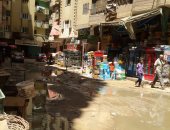 بالصور.. غرق شارع القدس بمنطقة الطوابق فيصل بمياه الصرف الصحى