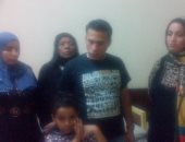 بالصور .. مأساة 36 أسرة تعيش فى مساكن الإيواء بشبرا الخيمة.. الأهالى: المسئولون اكتفوا بالوعود وتركونا منذ 4 سنوات والحكومة مبتسألش فينا.. ورئيس الحى: توجد 70 شقة جاهزة والحل عند وزير الإسكان