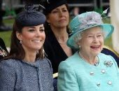 من قاموس الملكة إليزابيث.. 10شروط عشان تلبسى زى الملكات
