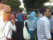 خريجو معاهد التمريض يعاودون التظاهر أمام وزارة التعليم العالى
