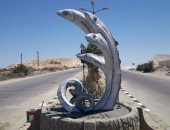 استكمال أعمال ترميم تمثال الأسماك بمدينة برج العرب                      