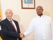 رئيس مجلس النواب الليبى يصل العاصمة الأوغندية كمبالا ويلتقى "موسيفينى"
