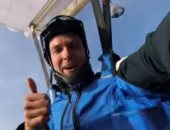 مغامر بريطانى يعتزم القفز الحر من ارتفاع 42 ألف قدم  