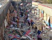 غضب فى شبرا الخيمة بعد قرار إنشاء "باكيات" للباعة على سور المترو.. المواطنون: الشارع عرضه 4 أمتار وبنعدى بالعافية.. وأرض تابعة للشركة متروكة دون منفعة أمام المحطة.. والمحافظ: البديل الوحيد للعشوائيات