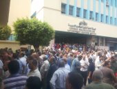 بالصور.. اعتصام وإضراب عمال الهيئة العامة للمطابع الأميرية