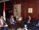سحر نصر تبحث مع وزير التجارة التونسى ترتيبات اللجنة المشتركة بين البلدين