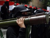 بالصور.. الحوثيون يستعينون بالنساء فى المعارك الدائرة باليمن