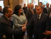 وزير التموين ومحافظ القاهرة يتفقدان سوق العبور ويجتمعان بمجلس أمناء السوق