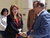 محافظ الإسكندرية يجتمع اليوم بـ"الإسكان" لبحث تطوير العشوائيات