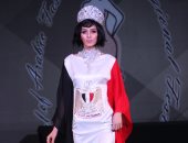 بالصور.. شاهدى أحدث تصميمات مى محى لفساتين السهرة والسواريه