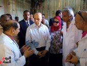 محافظ القاهرة يفاجئ أطباء ومسئولى مستشفى الشيخ زايد باجتماع طارئ معهم
