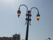 قارئ يرصد بالصور مصابيح إنارة مضاءة نهارا فى ميدان رمسيس
