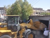 محافظة القاهرة توقف أعمال بناء مخالفة وتزيل أكشاك غير مرخصة بالأميرية