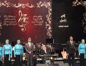 "مصر هتبقى ولاعة" خطأ لفظى لإنجى على بمهرجان إسكندرية للأغنية