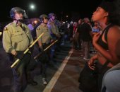 محتجون ينددون بمقتل رجل أسود على يد الشرطة فى ولاية كاليفورنيا