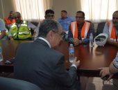 وزير الكهرباء يتفقد أعمال الإنشاءات بالعاصمة الإدارية الجديدة