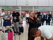 بالفيديو والصور..مطار شرم الشيخ يستقبل أول فوج سياحى ألمانى بالمزمار البلدى