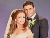 خالد سليم مغازلا زوجته فى عيد زواجهما الخامس: "أحبك كثيرا"