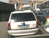 صحافة المواطن.. قارئ يشارك بصورة لسيارة بلوحات مطموسة بمدينة نصر