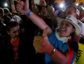 الكولومبيون يرفضون اتفاقا لإنهاء الحرب مع المتمردون الماركسيون منذ 52 عاما