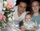 بالصور.. شاب مصرى يستغيث بوزير الداخلية لإعادة ابنته قبل سفرها لروسيا