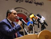 طاهر أبو زيد: وزير النقل تعهد باجتماعه مع الأغلبية لاصلاح الخلل بالسكة الحديد 