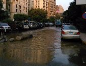 زحام مرورى داخل نفق أحمد حلمى بسبب كسر ماسورة مياه