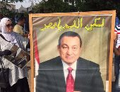 بالصور.. بدء احتفالية "أنصار مبارك" بانتصارات أكتوبر أمام مستشفى المعادى