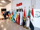 بالصور .. "أعلام الدول" تزين قاعة احتفالية "150 عام برلمان" بشرم الشيخ