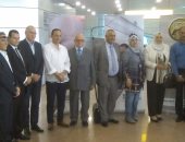 قيادات "مصر للطيران" يستقبلون النواب العائدون من احتفالية "150 عام برلمان"