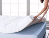 بالصور والخطوات .. أسهل طريقة لتنظيف مرتبة السرير