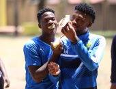 بالصور.. صن داونز يستعين بـ"الموز" قبل مواجهة الزمالك