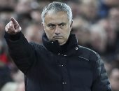 ديلى ميل: مورينيو "ركن الأتوبيس" أمام هجوم ليفربول ليخرج بالتعادل