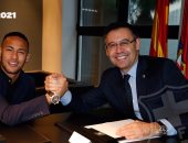 رسميًا.. نيمار يوقع عقد التجديد لبرشلونة حتى 2021
