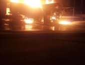شاهد محاولات رجال الإطفاء للسيطرة على حريق محطة وقود دمياط