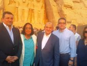 وزير السياحة يشهد ظاهرة تعامد الشمس على معبد أبوسمبل 